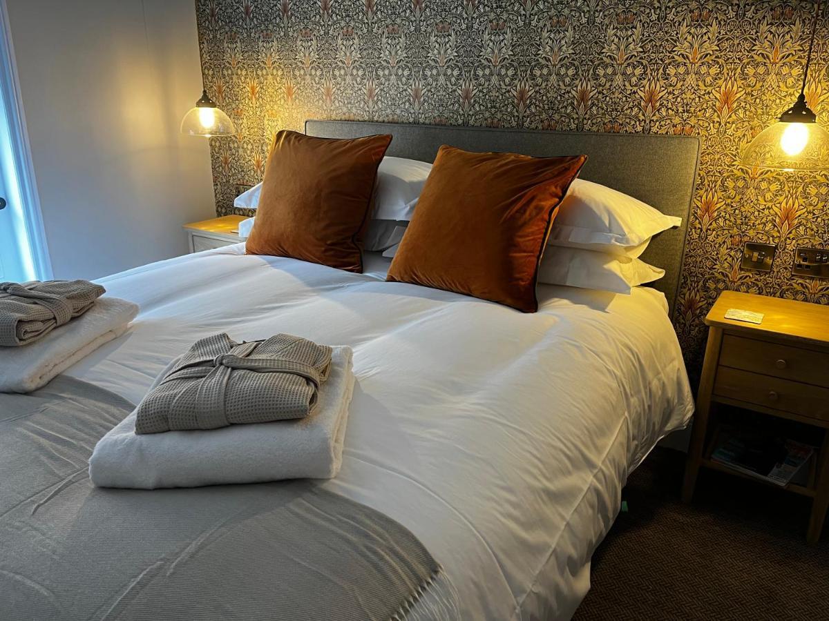 The Crown Pub And Hotel Manningtree エクステリア 写真