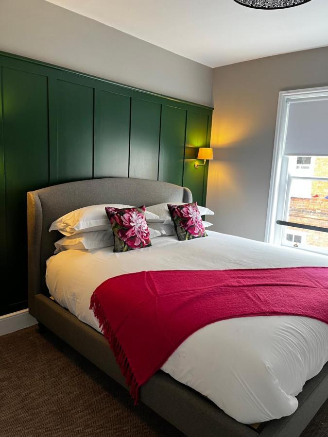 The Crown Pub And Hotel Manningtree エクステリア 写真